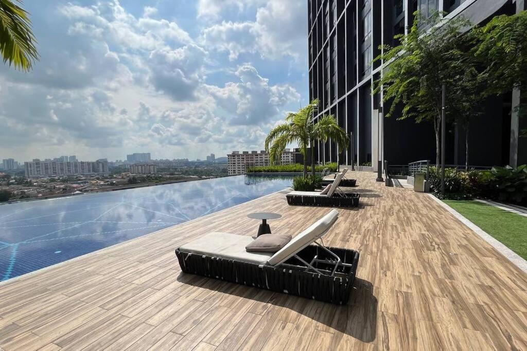 Mt Stay @ Aera Residence Petaling Jaya Exterior foto